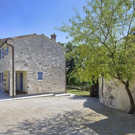 1630 Villa